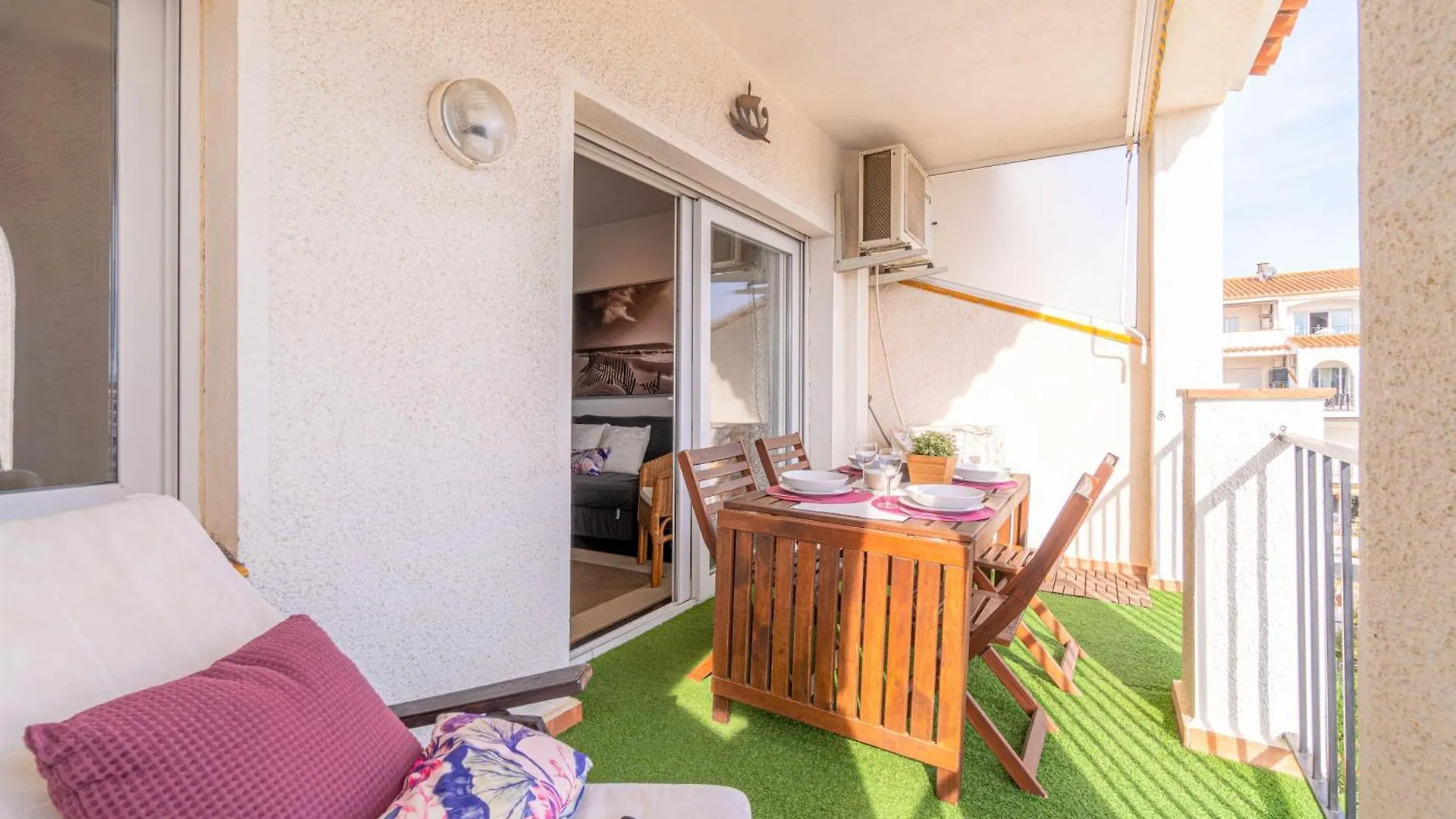 Apart-Rent Apartment Sant Maurici 0137 Empuriabrava Spain